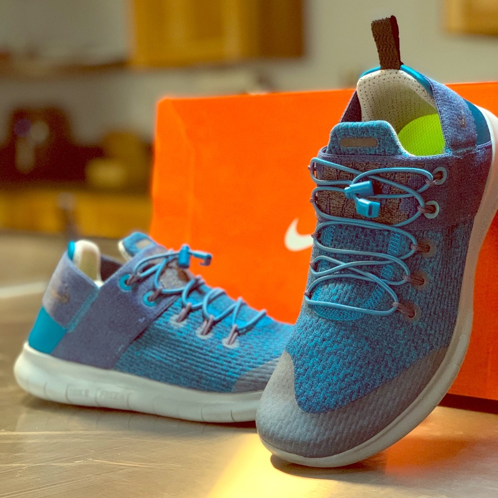 Women’s Nike Free Rn size 8